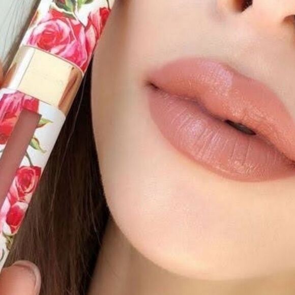 Dolce & Gabbana Dolcissimo Matte Liquid Lip Colour - 0.16 fl oz - Natural 01 - Picture 4 of 7